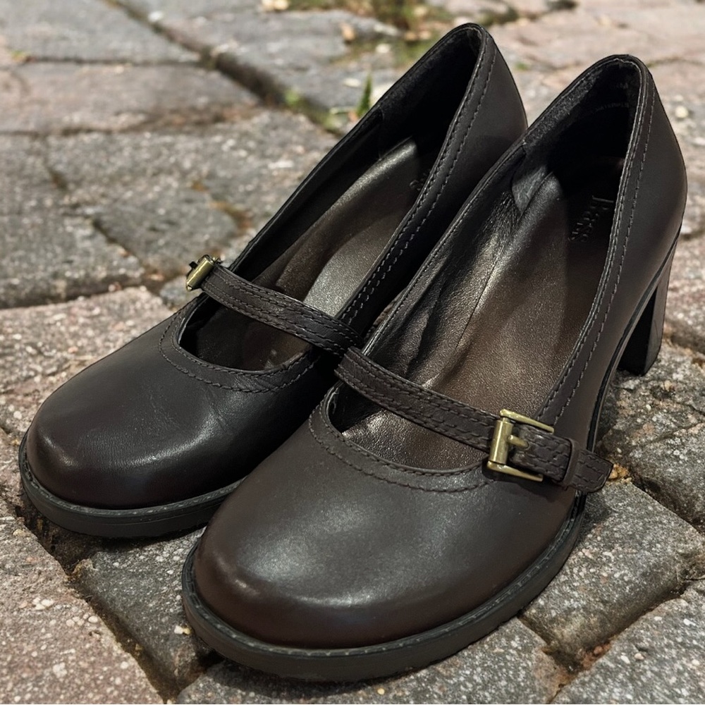 Heels By Bass - Picture 4 of 17